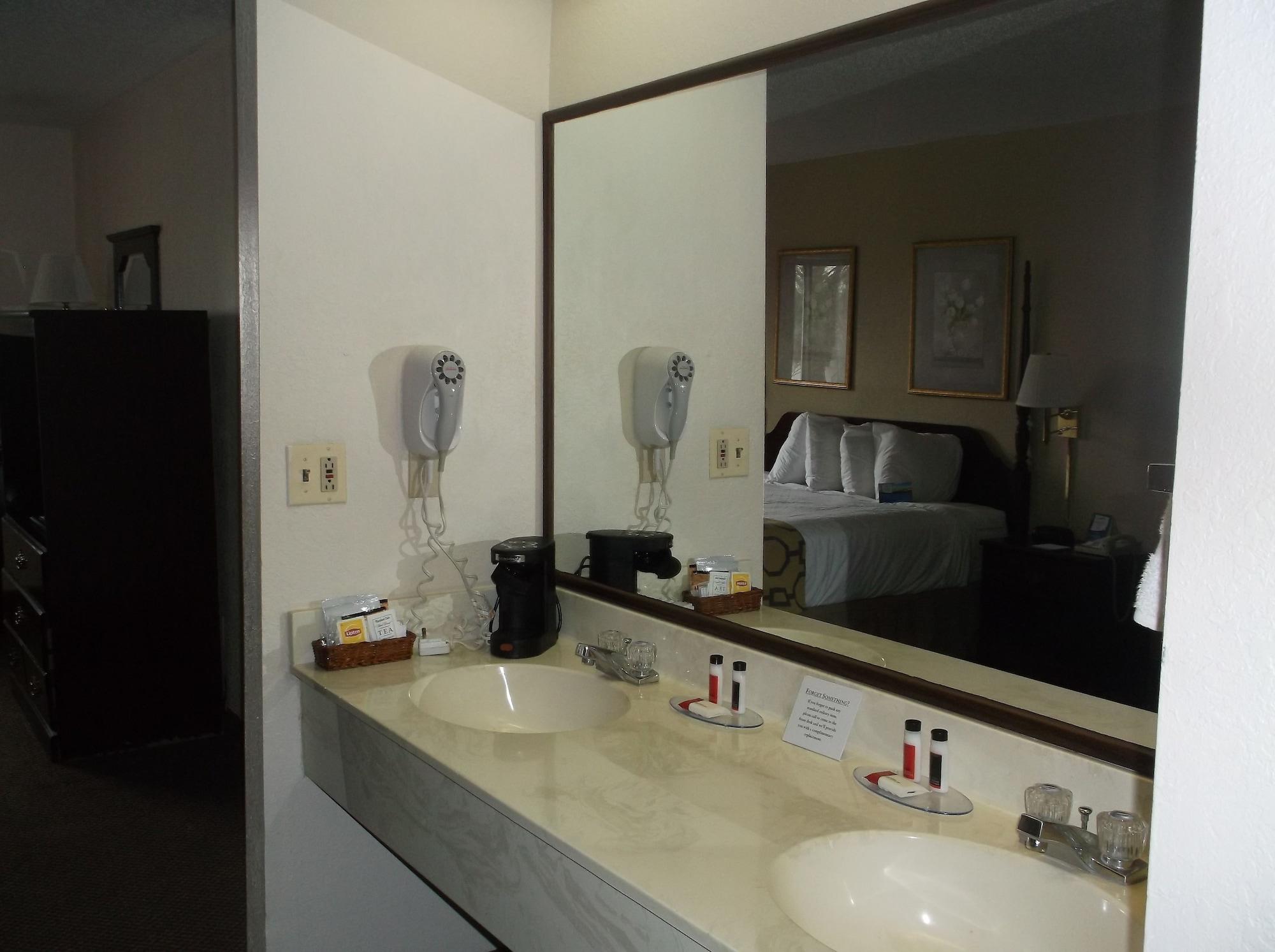 Baymont By Wyndham Metropolis Otel Dış mekan fotoğraf